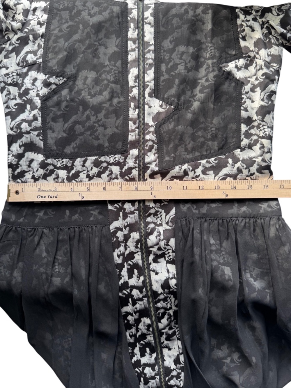 ICB NEW YORK Black White 100% Silk Floral Zip Front Dress Size 10 - Picture 9 of 9